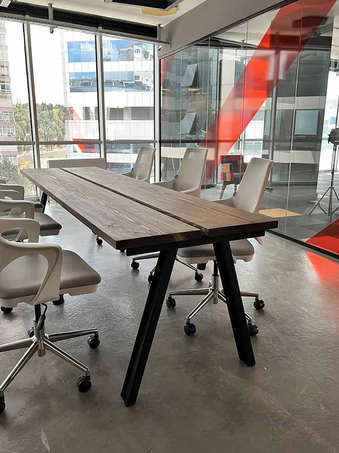 ofis-masasi-toplanti
