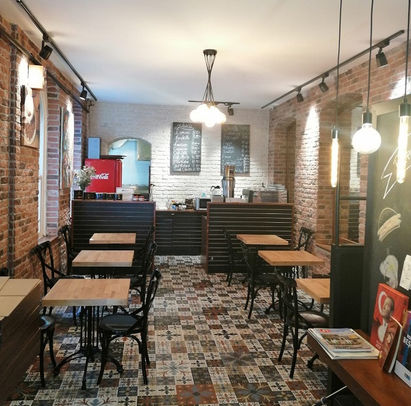cafe-masa-modelleri